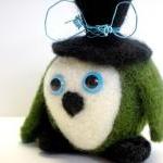 Green Felted Owl Scultpure - Needle Felted Bird