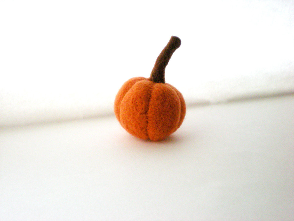 Halloween Felt Pumpkin - Needle Felted Decoration